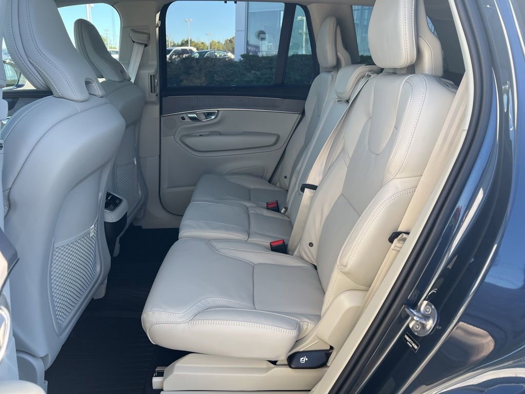 New 2026 Volvo XC90 B6 Ultra w/ Protection Package image 30