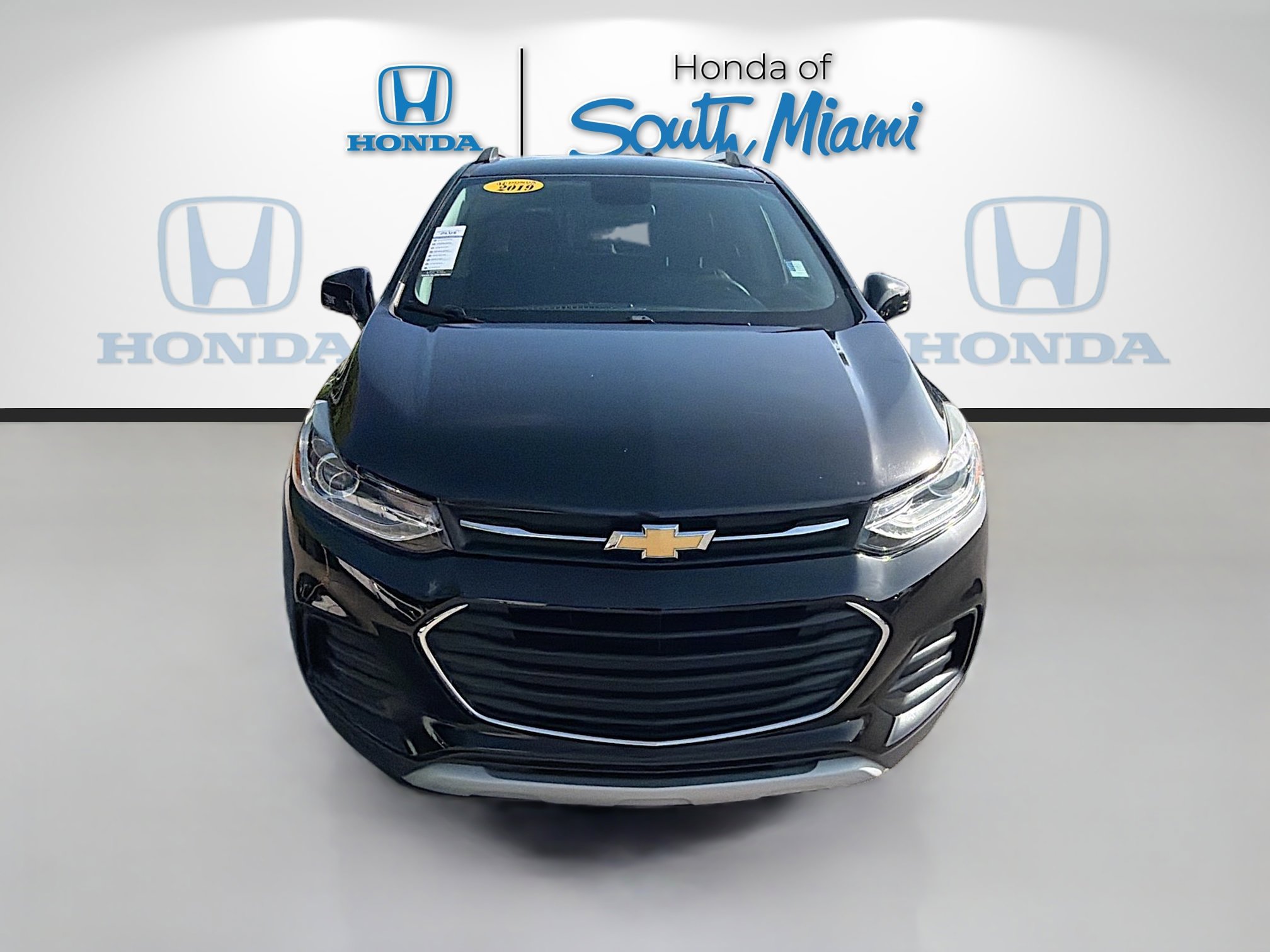 Used 2019 Chevrolet Trax LT image 2