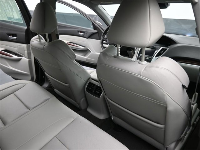 Used 2016 Acura TLX w/ Technology Package image 29