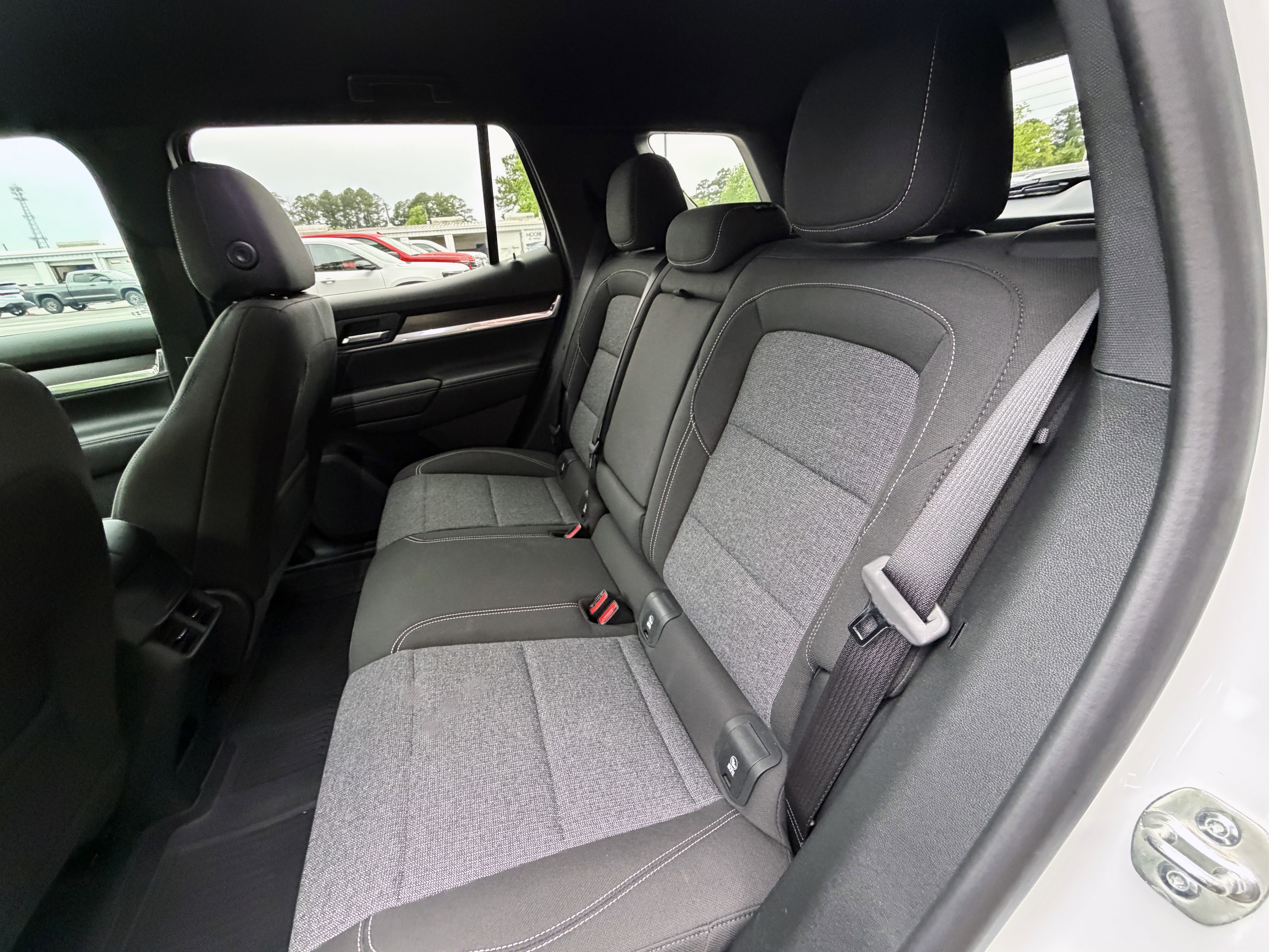 Used 2026 GMC Terrain Elevation w/ Technology Package II FWD image 15