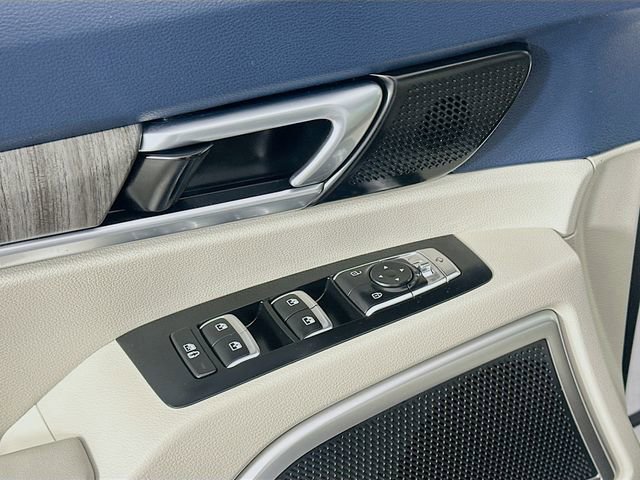 Used 2023 Kia Telluride EX w/ EX Captain's Chair Package FWD image 25