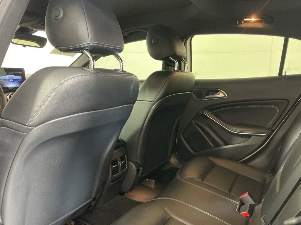 Used 2020 Mercedes-Benz GLA 250 image 25