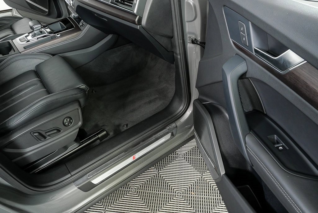 Used 2023 Audi Q5 2.0T Premium Plus w/ Premium Plus Package image 25