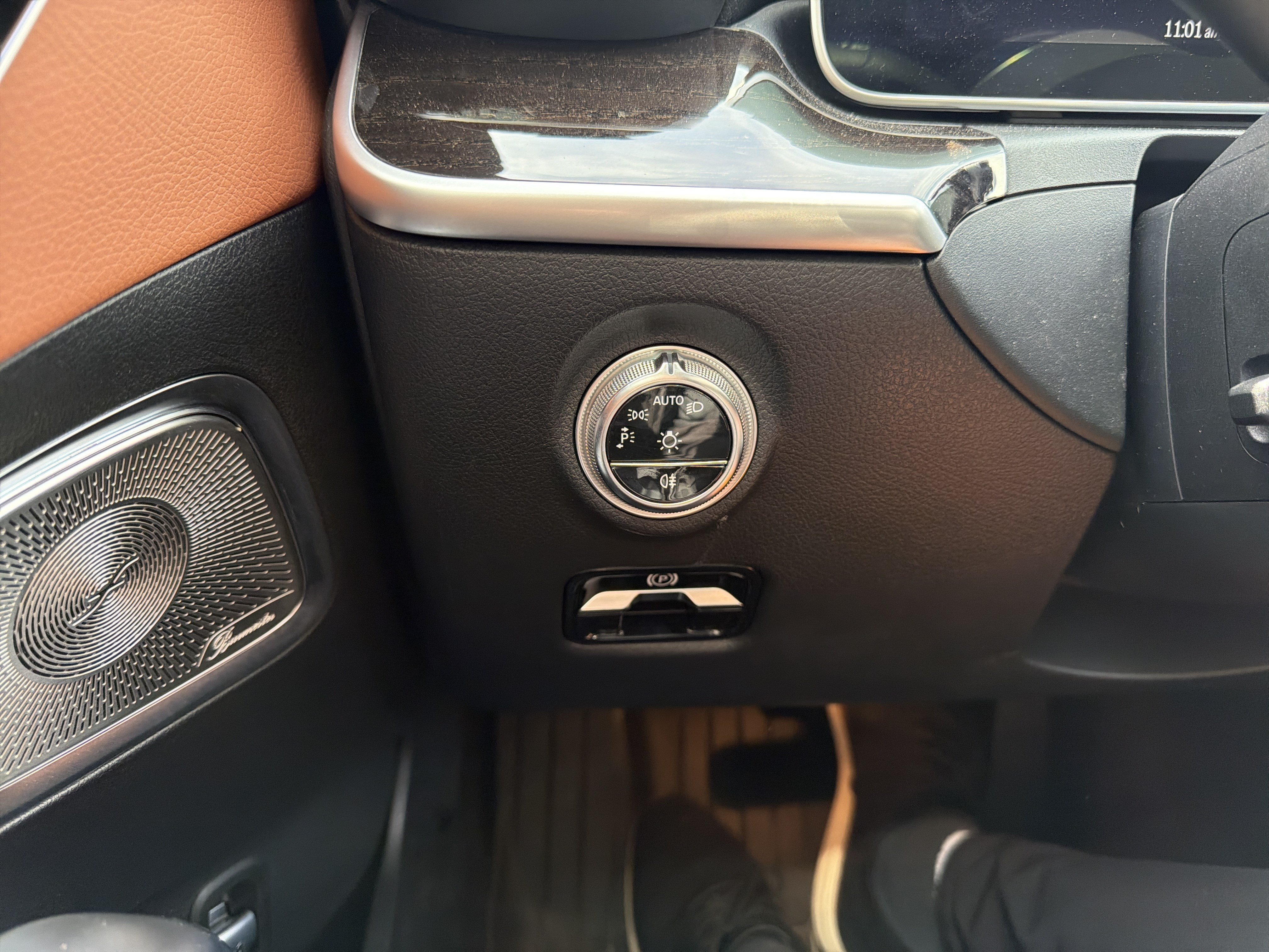 Certified 2024 Mercedes-Benz C 300 4MATIC Sedan w/ Exclusive Trim Package image 17
