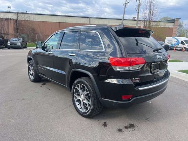 Used 2017 Jeep Grand Cherokee Limited w/ Luxury Group II image 7