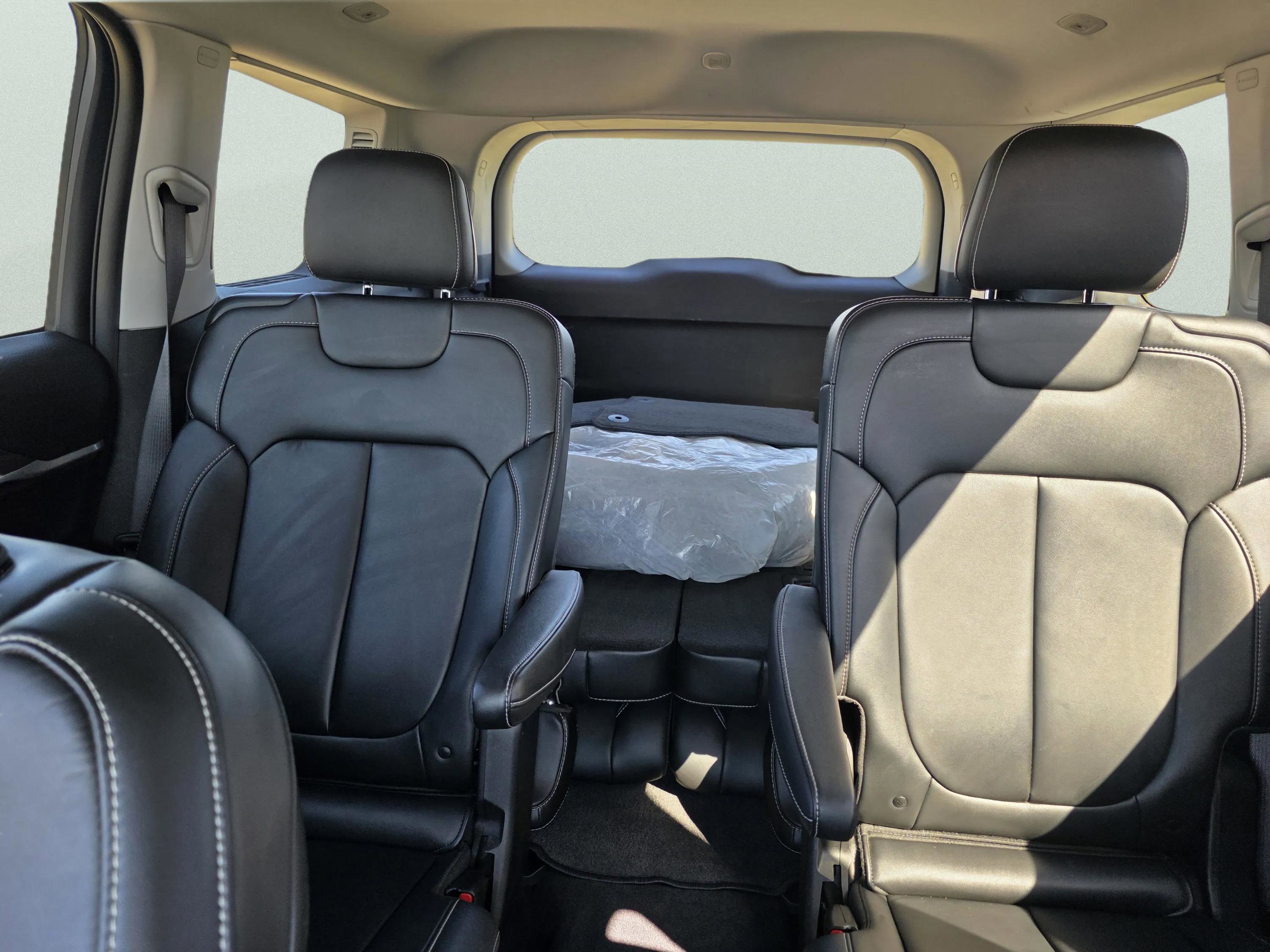 Certified 2022 Jeep Grand Cherokee L Limited AWD/4WD image 14