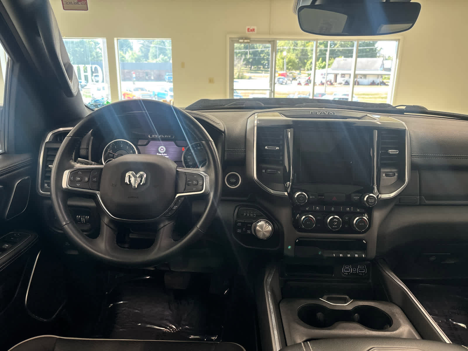 Used 2022 RAM 1500 Laramie image 23