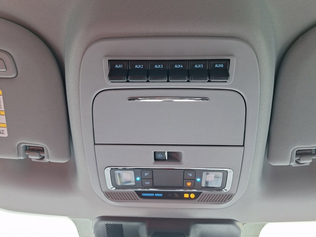 New 2026 Ford F350 Lariat image 15