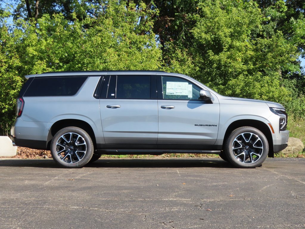 New 2026 Chevrolet Suburban RST w/ RST Capability Package image 2