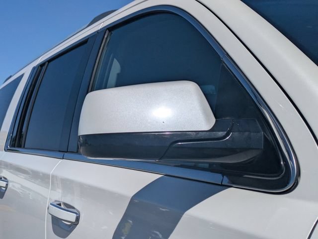 Used 2018 GMC Yukon XL Denali w/ Denali Ultimate Package RWD image 12