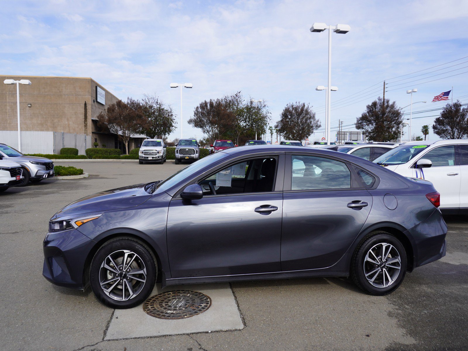 Used 2024 Kia Forte LXS image 6