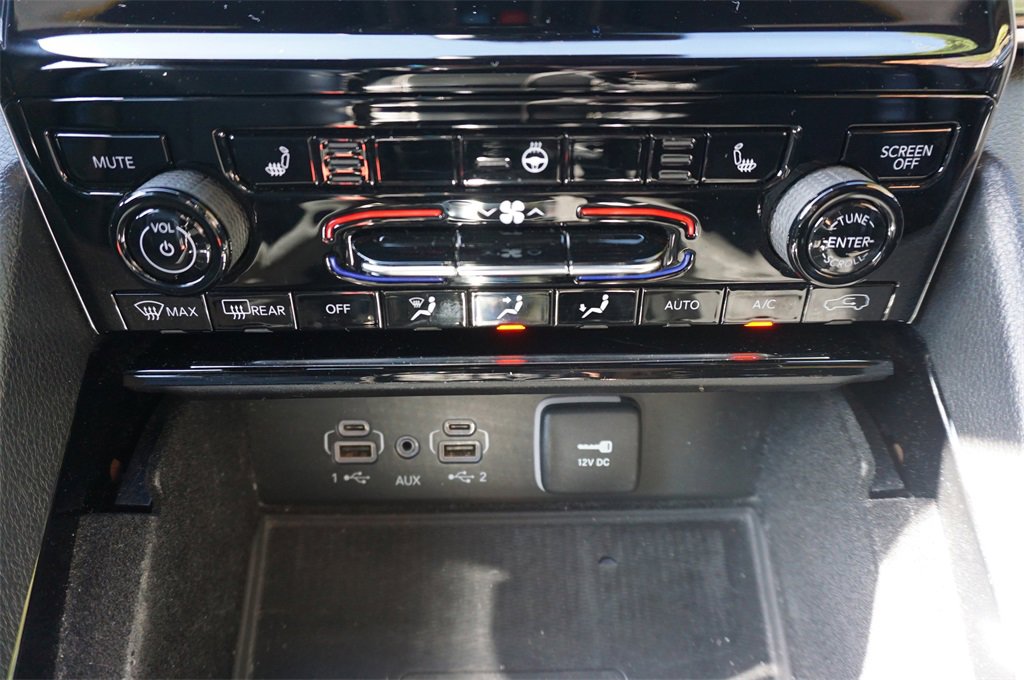 Used 2022 Jeep Grand Cherokee Altitude image 13