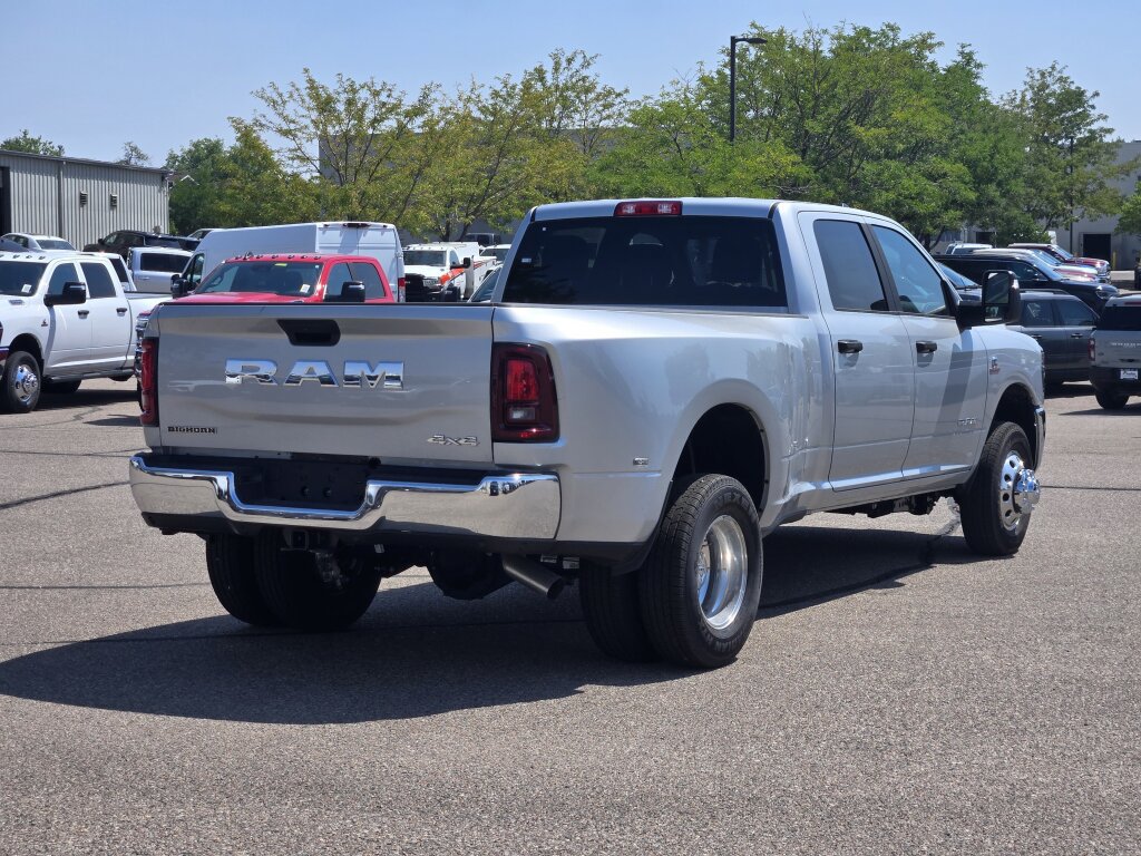 New 2026 RAM 3500 Big Horn AWD/4WD image 3