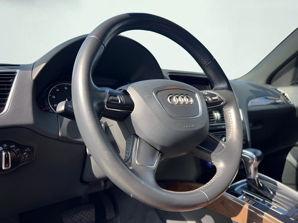 Used 2017 Audi Q5 2.0T Premium image 35