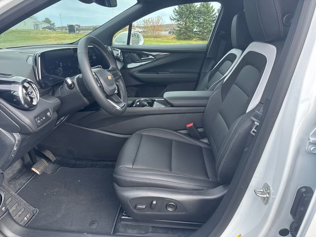 New 2026 Chevrolet Blazer EV LT image 9