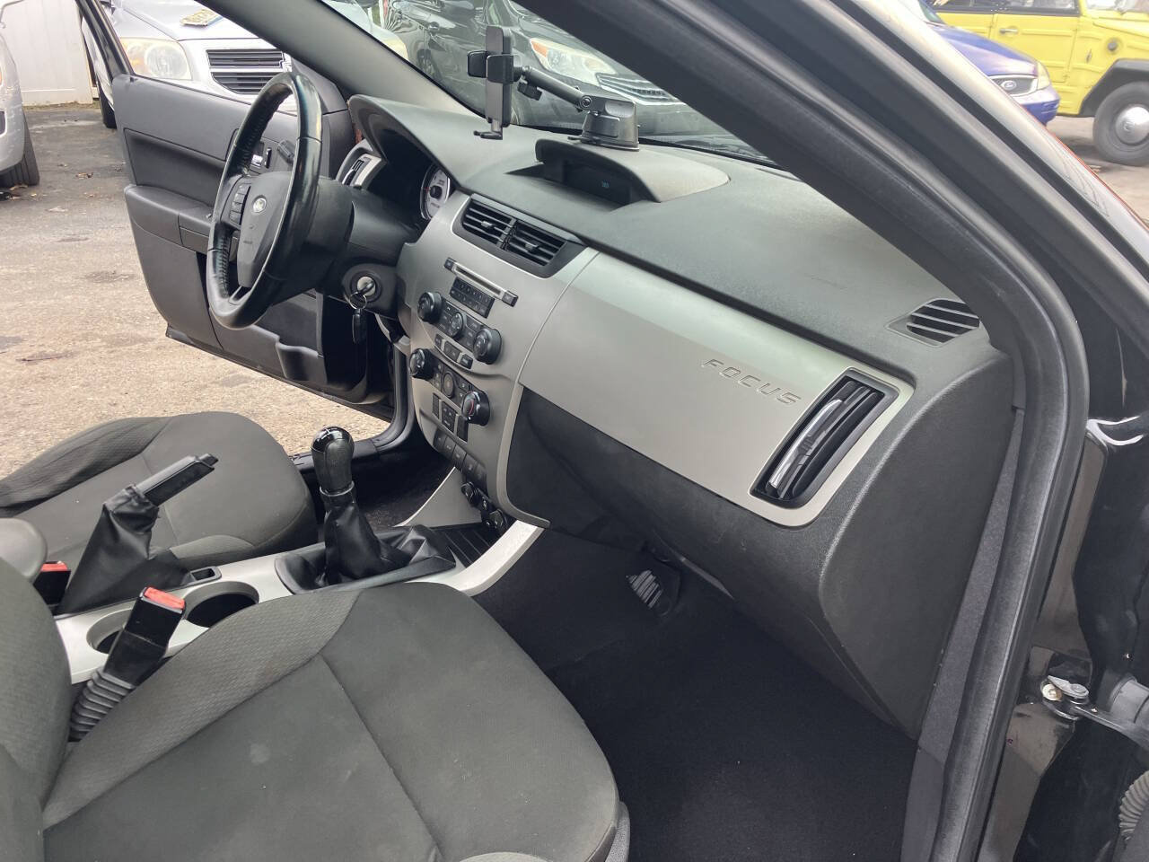 Used 2008 Ford Focus SES FWD image 23