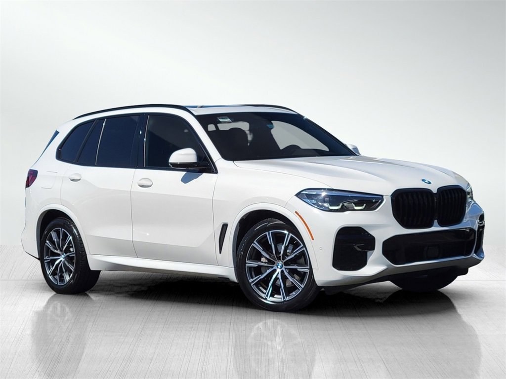 Used 2022 BMW X5 xDrive40i w/ M Sport Package