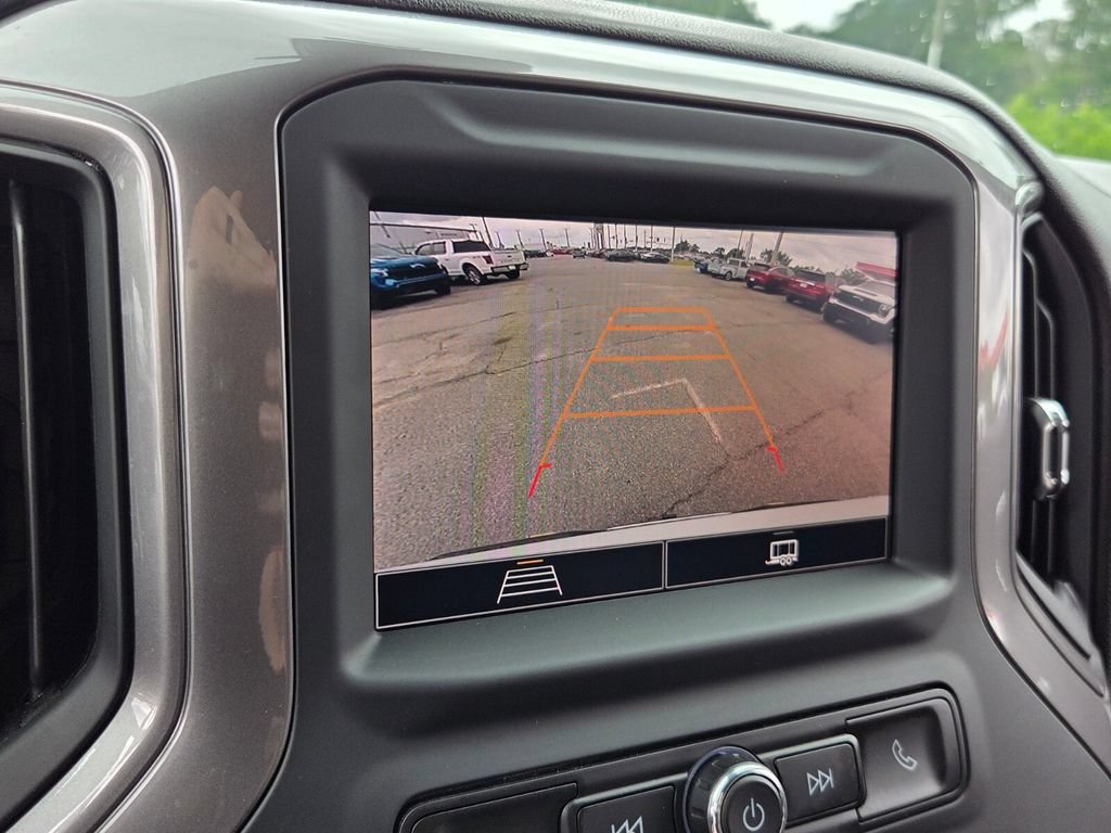 Used 2023 Chevrolet Silverado 1500 W/T w/ Trailering Package AWD/4WD image 18