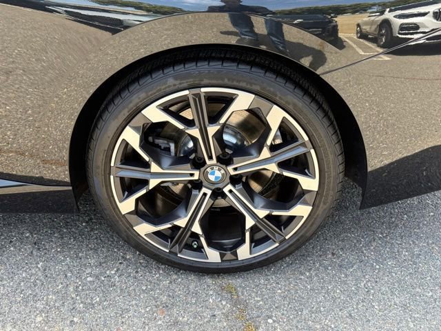 Used 2025 BMW 230i Coupe w/ Premium Package RWD image 14
