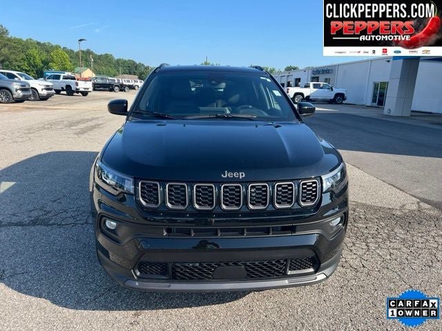 Used 2026 Jeep Compass Latitude AWD/4WD image 9