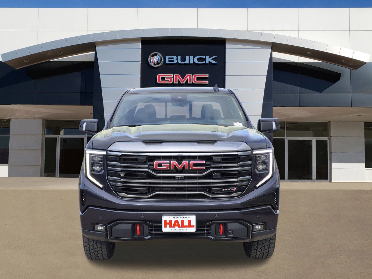 Certified 2022 GMC Sierra 1500 AT4 w/ AT4 Premium Package image 2