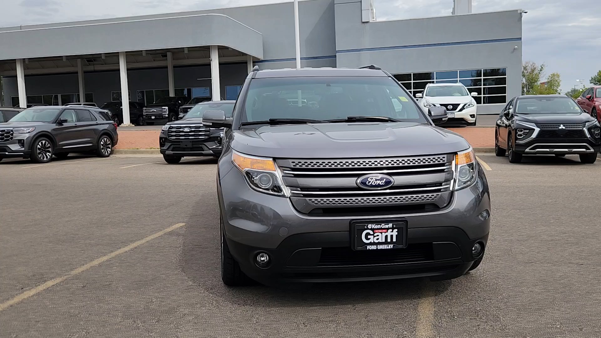 Used 2014 Ford Explorer Limited w/ Equipment Group 301A AWD/4WD image 5