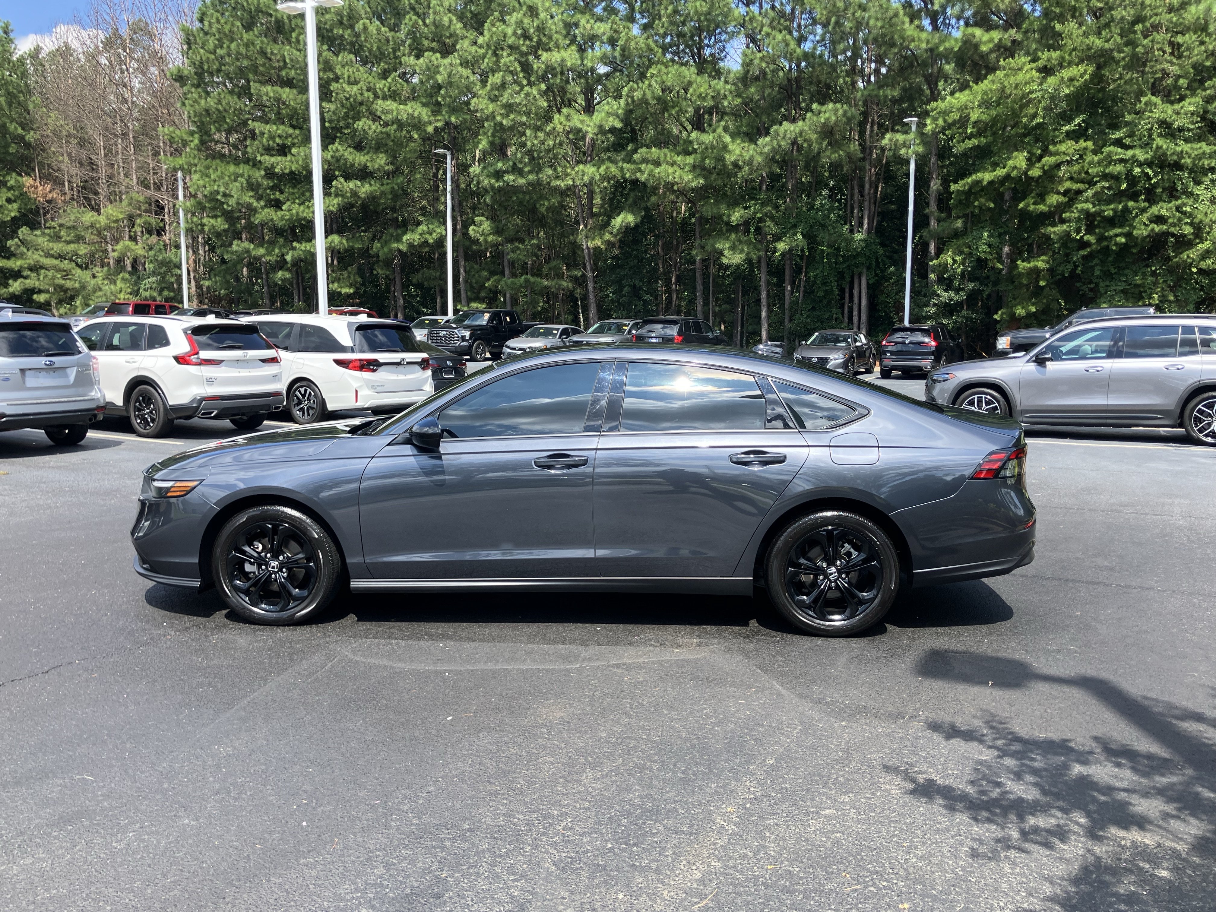 Used 2025 Honda Accord SE image 7
