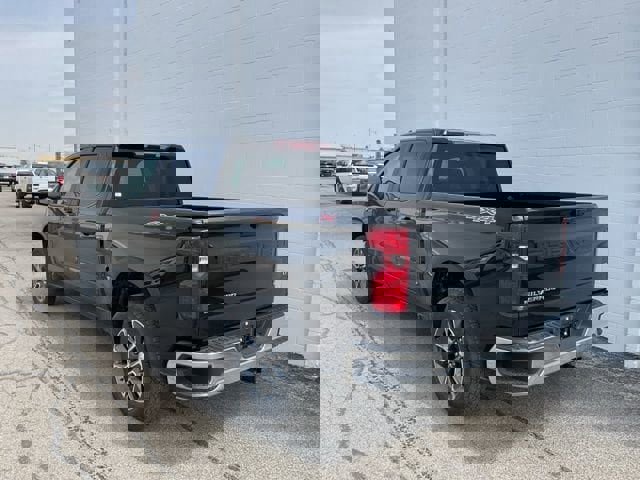Used 2024 Chevrolet Silverado 1500 LT image 39