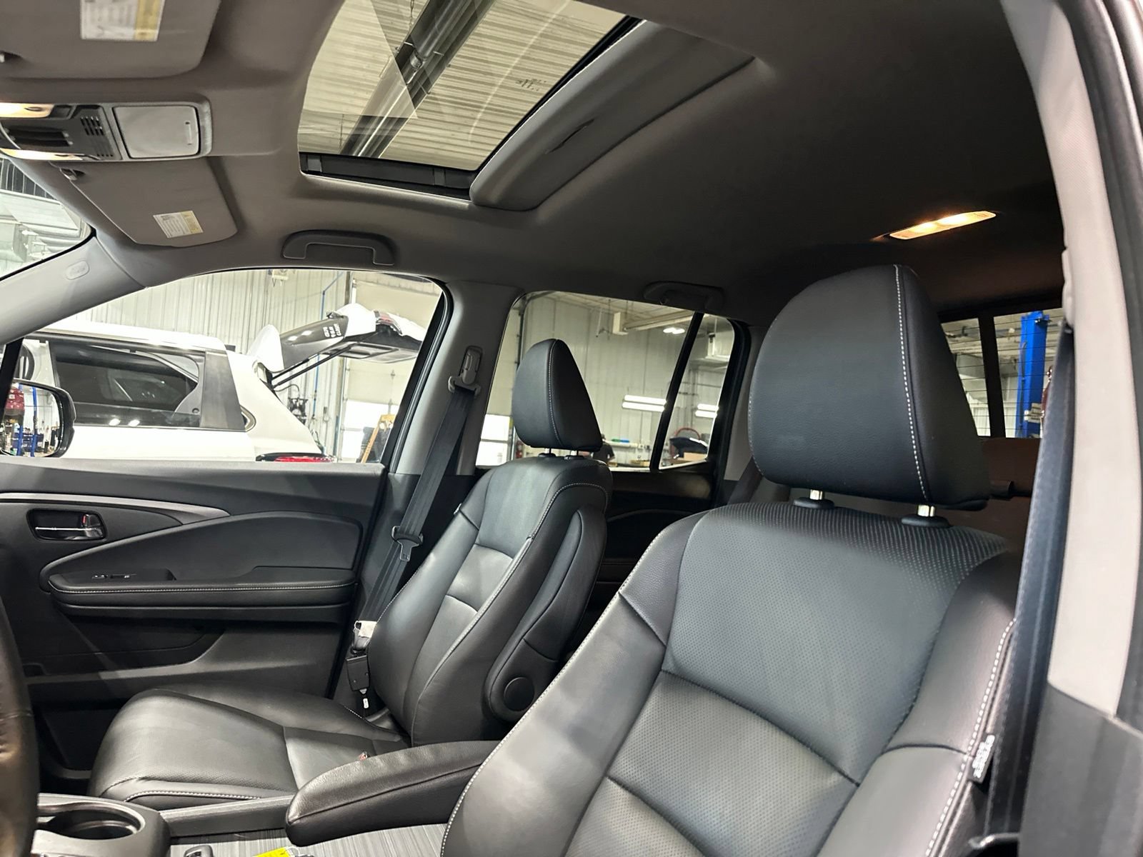 Used 2023 Honda Ridgeline RTL image 13