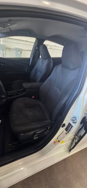 Used 2016 Toyota Prius Two image 14