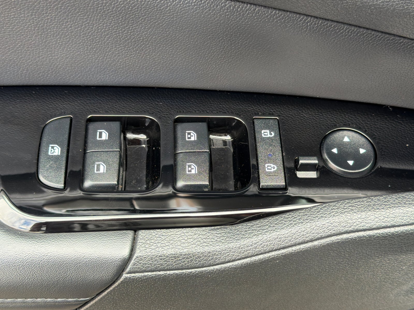 Certified 2024 Kia Sportage EX FWD image 14