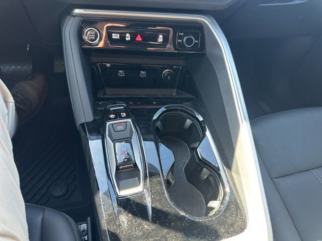 Used 2025 Audi Q5 Premium w/ Premium Plus AWD/4WD image 11