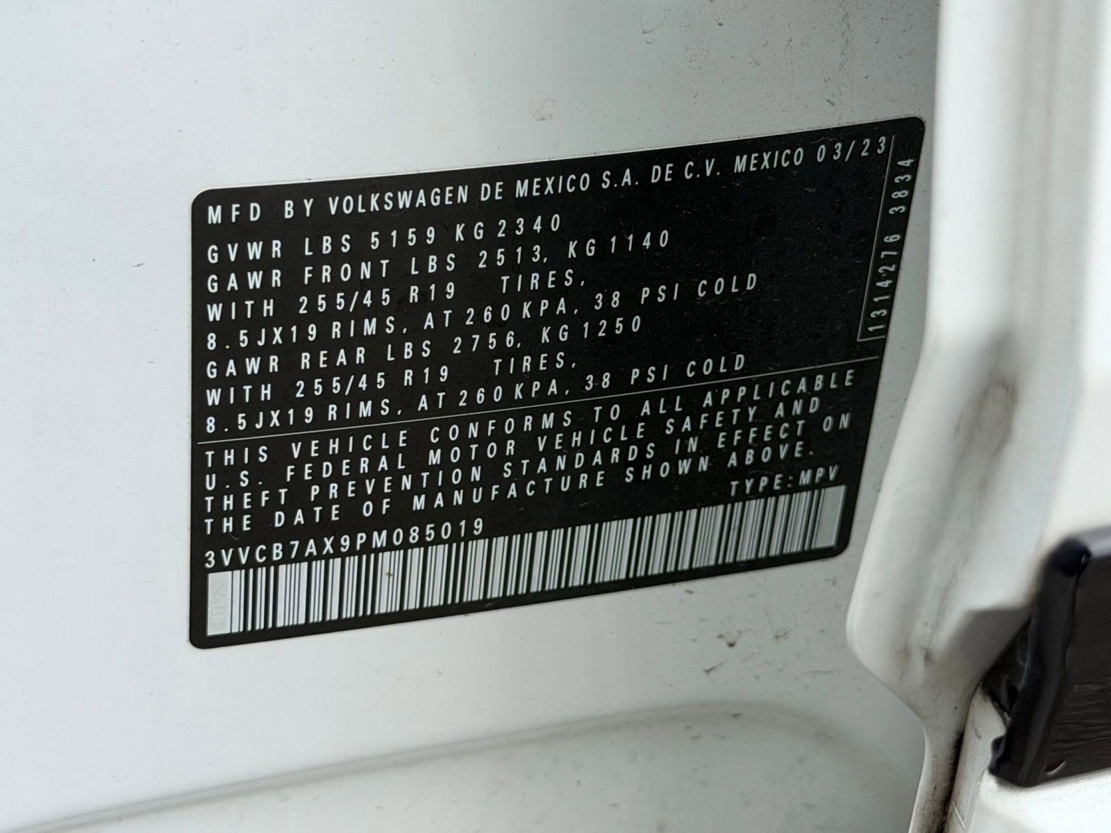 Used 2023 Volkswagen Tiguan SE R-Line FWD image 19