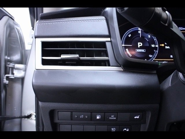 Used 2023 Mitsubishi Outlander SEL image 18