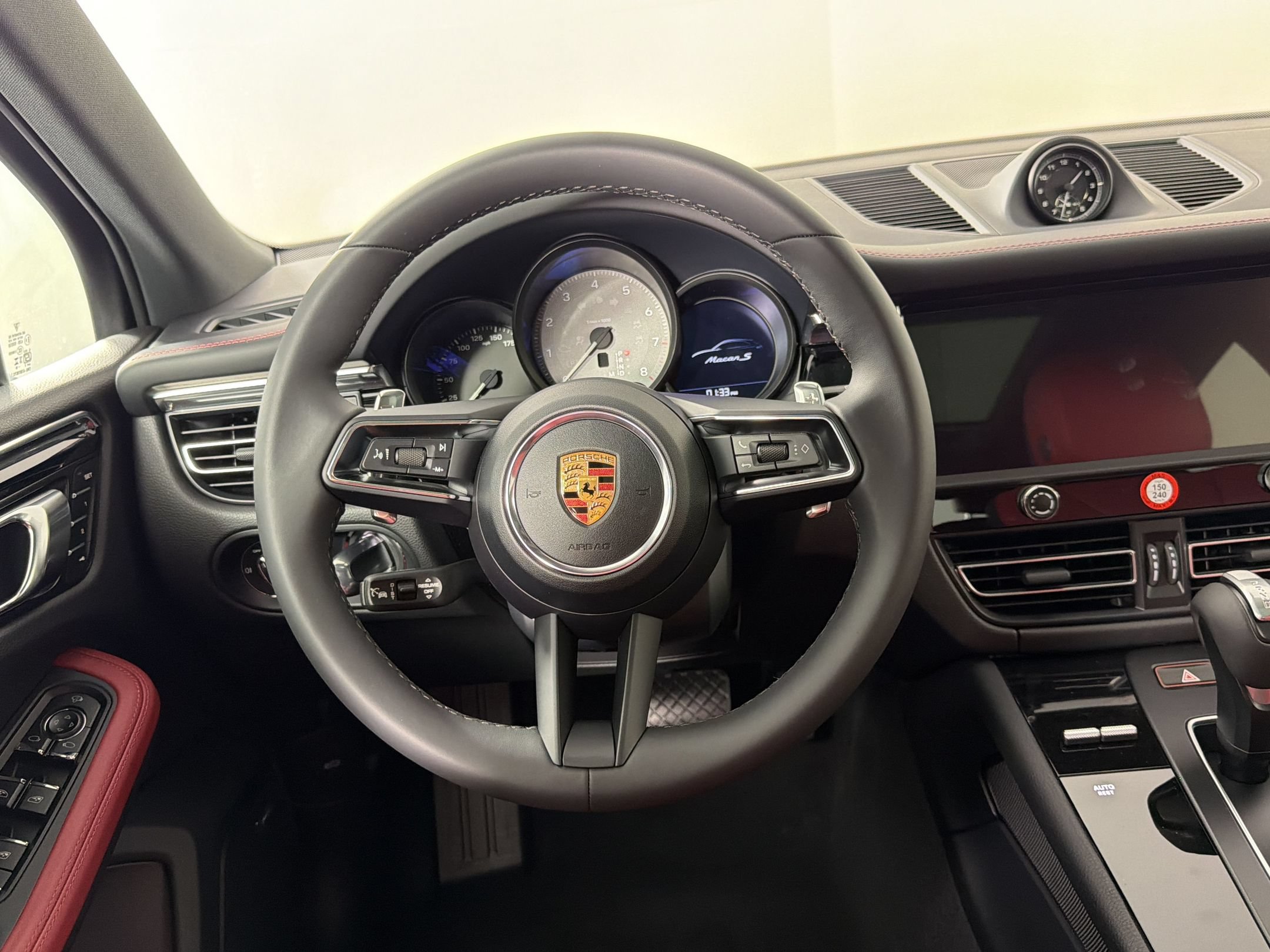 New 2026 Porsche Macan S AWD/4WD image 13