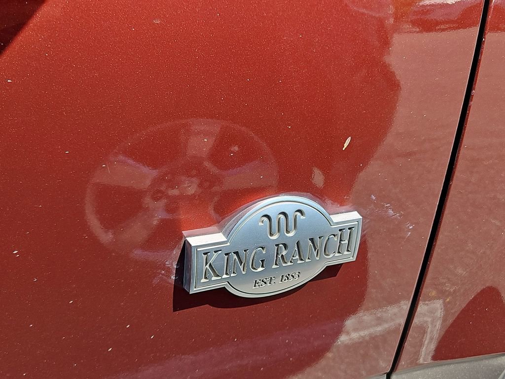 Used 2017 Ford F150 King Ranch w/ Equipment Group 601A Luxury AWD/4WD image 8