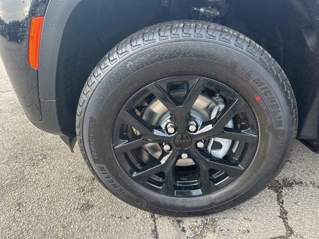 New 2026 Jeep Grand Cherokee Altitude AWD/4WD image 29