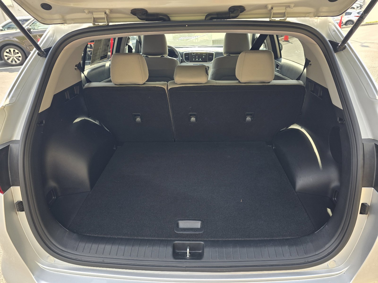 Used 2021 Kia Sportage LX image 25