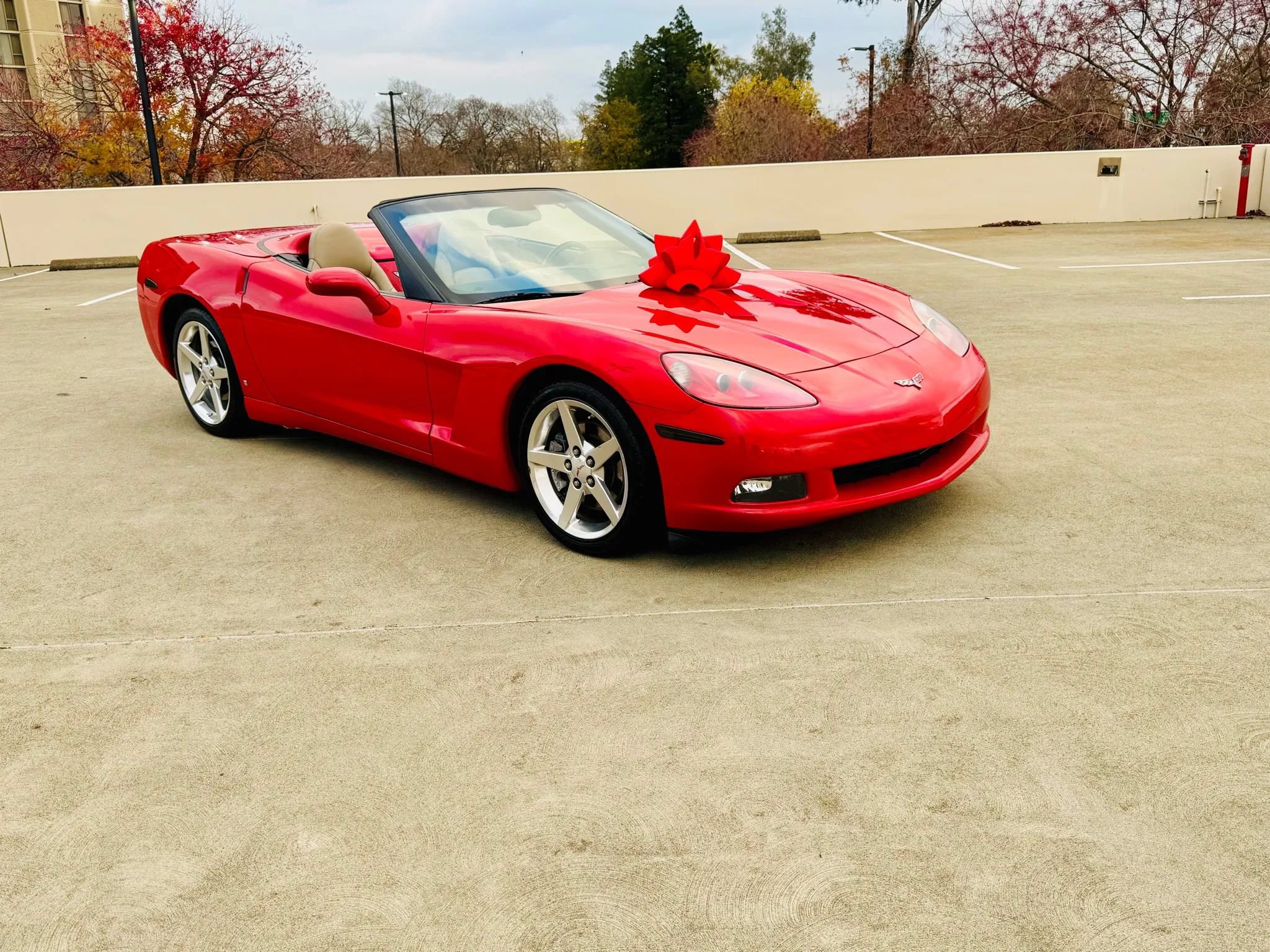Used 2006 Chevrolet Corvette Convertible w/ Preferred Equipment Group RWD image 42