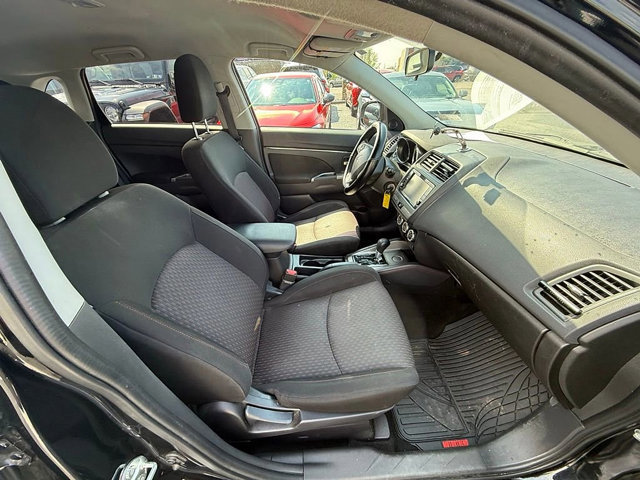 Used 2019 Mitsubishi Outlander Sport LE FWD image 23