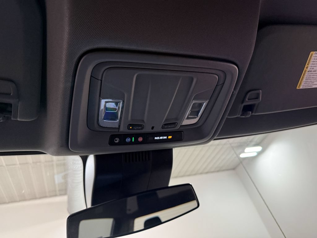 Used 2023 Chevrolet Silverado 1500 LT AWD/4WD image 83