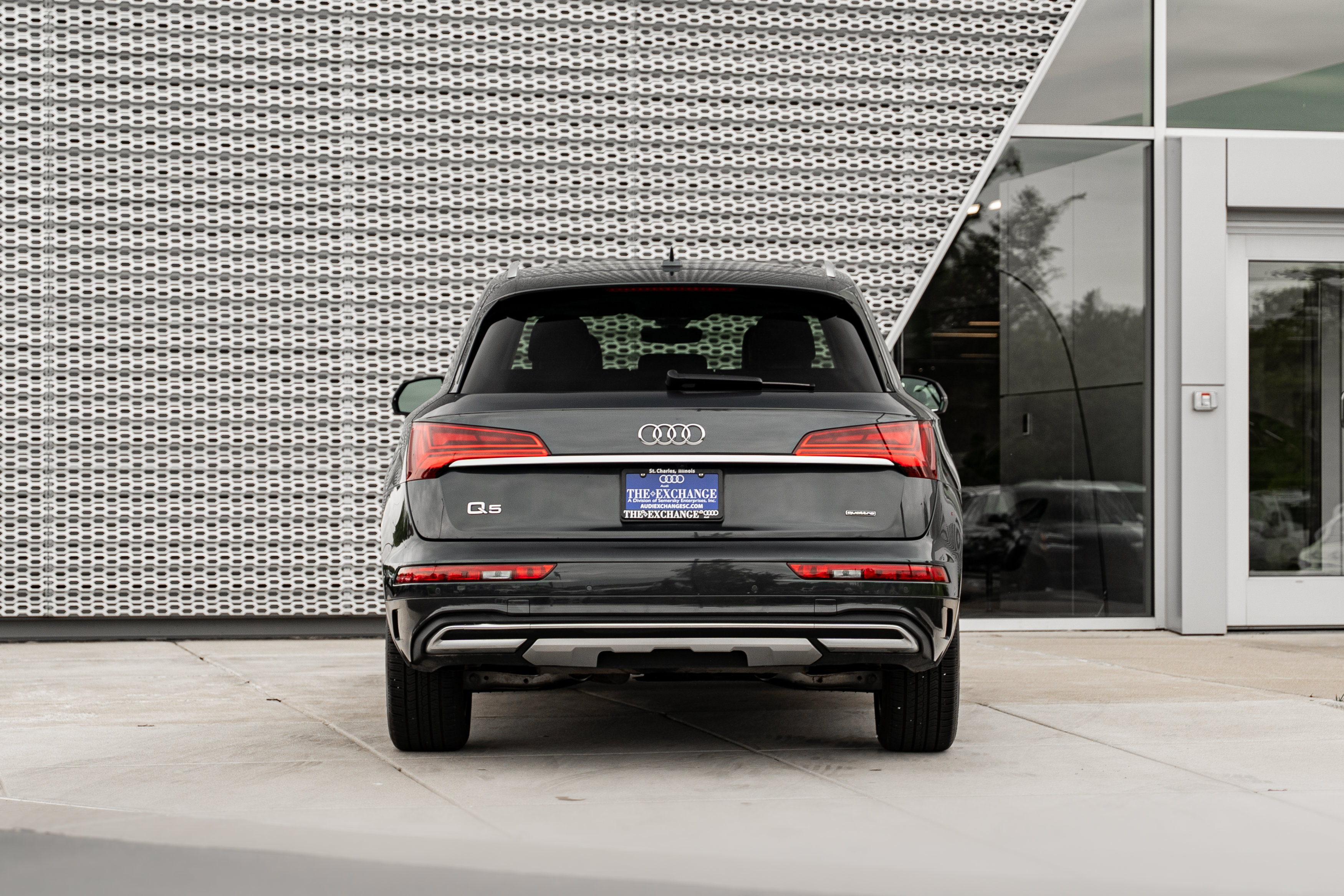 Used 2021 Audi Q5 2.0T Premium Plus w/ Premium Plus Package AWD/4WD image 31