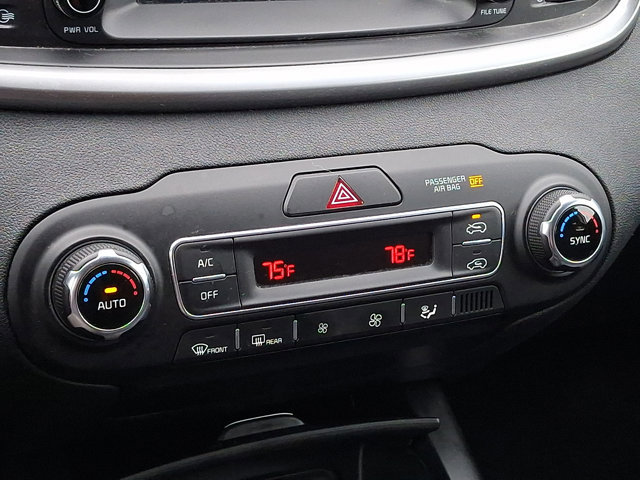 Used 2019 Kia Sorento AWD V6 image 14
