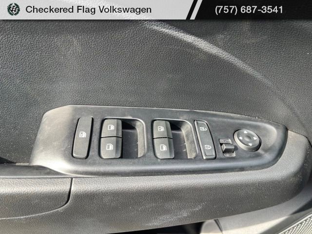 Used 2023 Hyundai Venue SEL w/ Cargo Package image 14