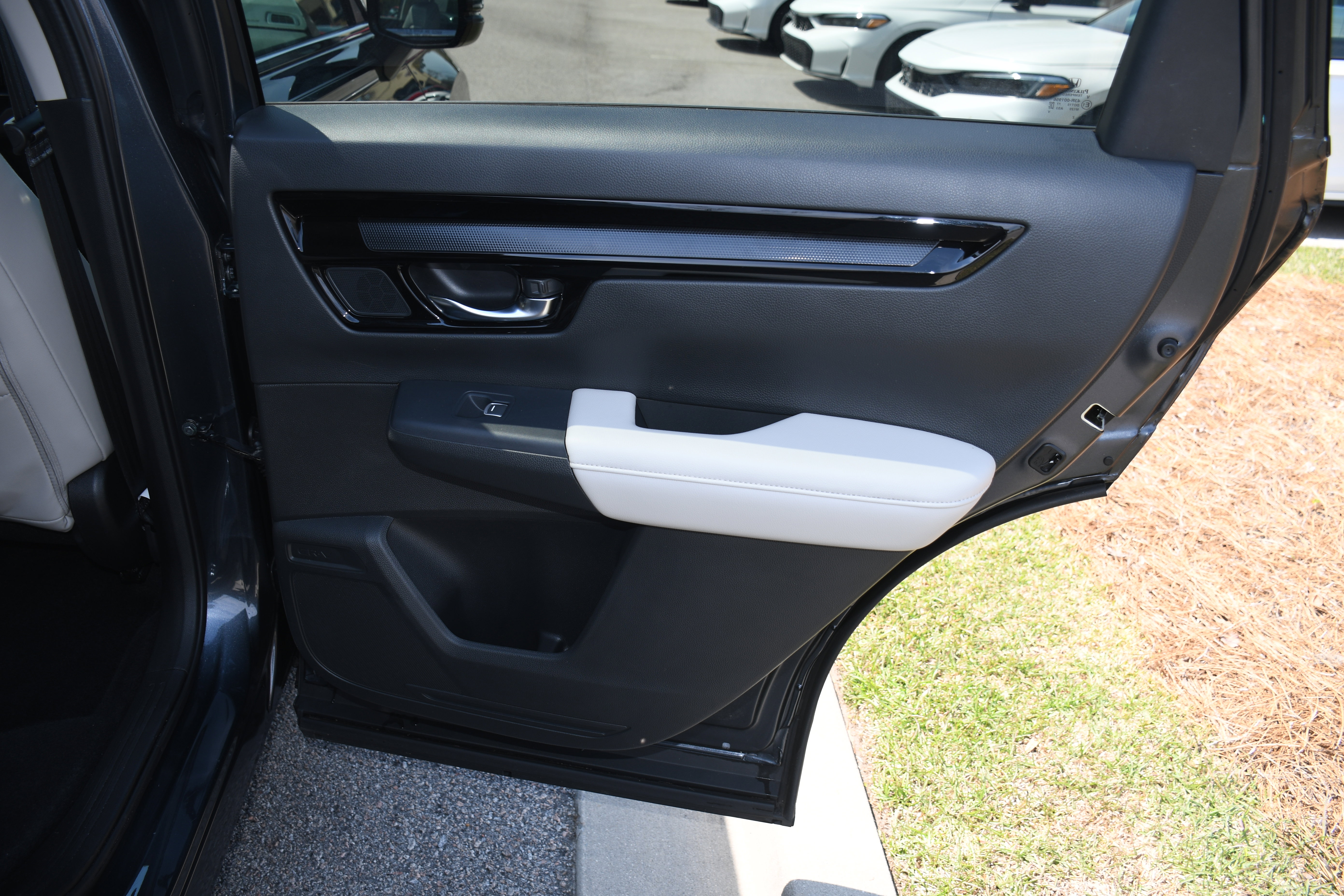 Used 2024 Honda CR-V EX-L image 21