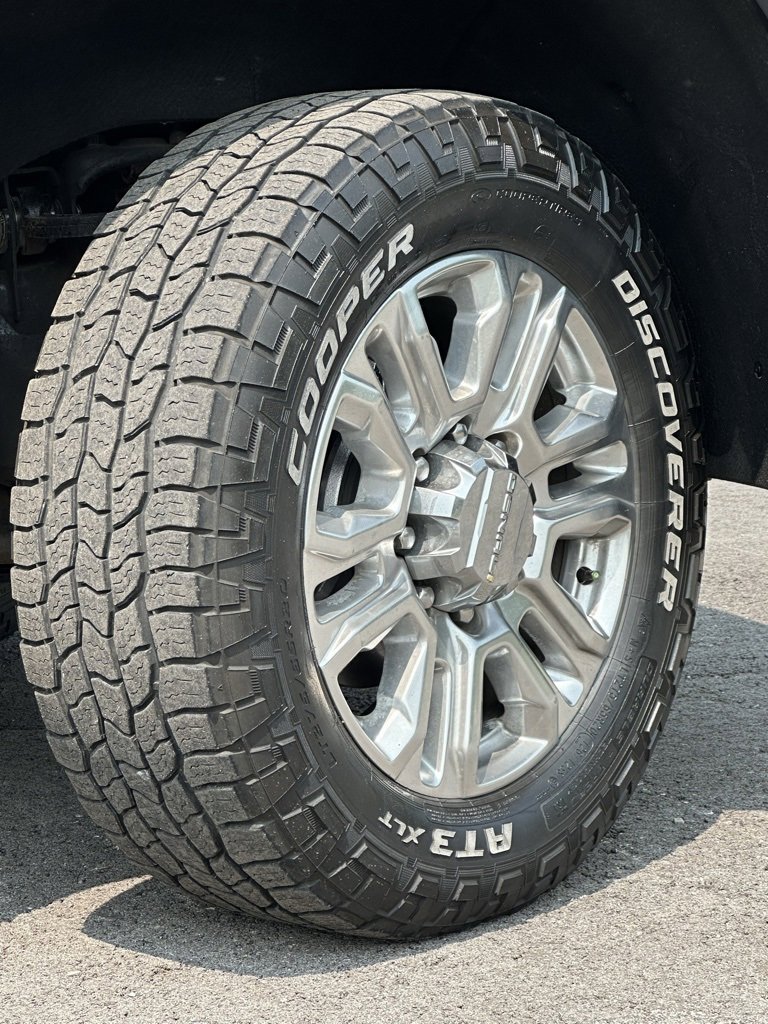 Used 2021 GMC Sierra 2500 Denali w/ Denali Ultimate Package image 13