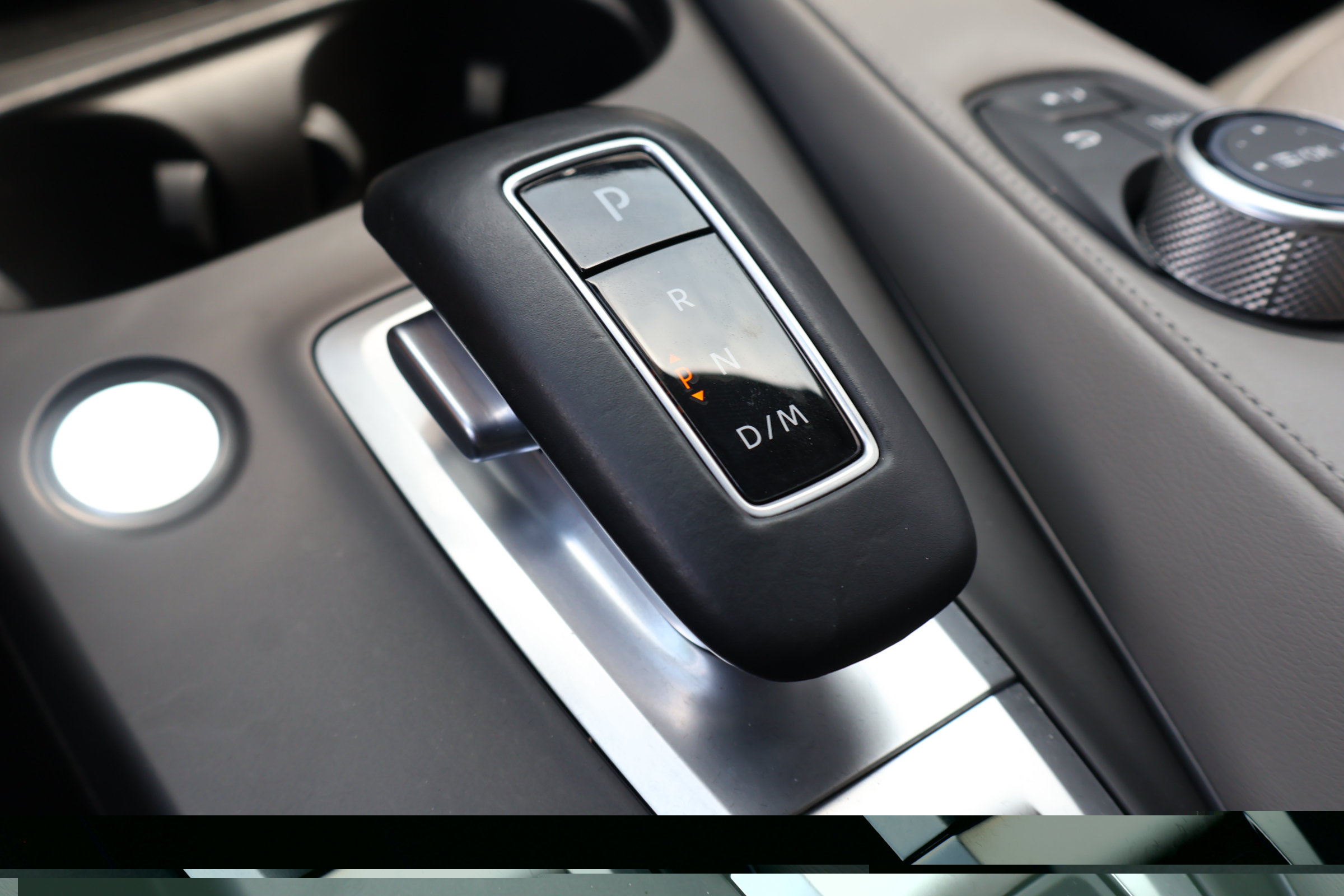 Certified 2023 INFINITI QX50 Luxe FWD image 27