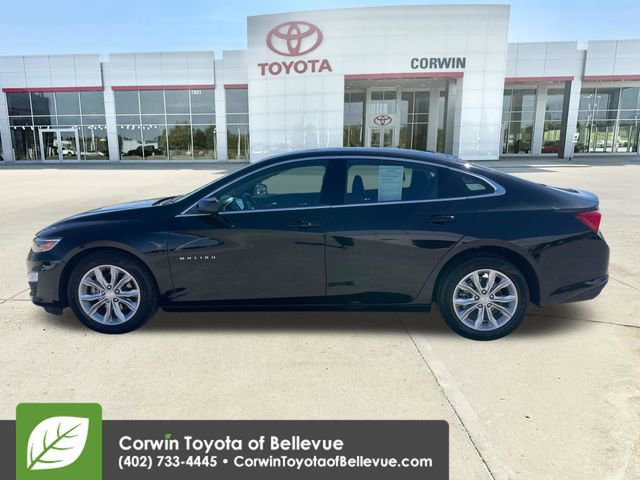 Used 2025 Chevrolet Malibu LT FWD image 2