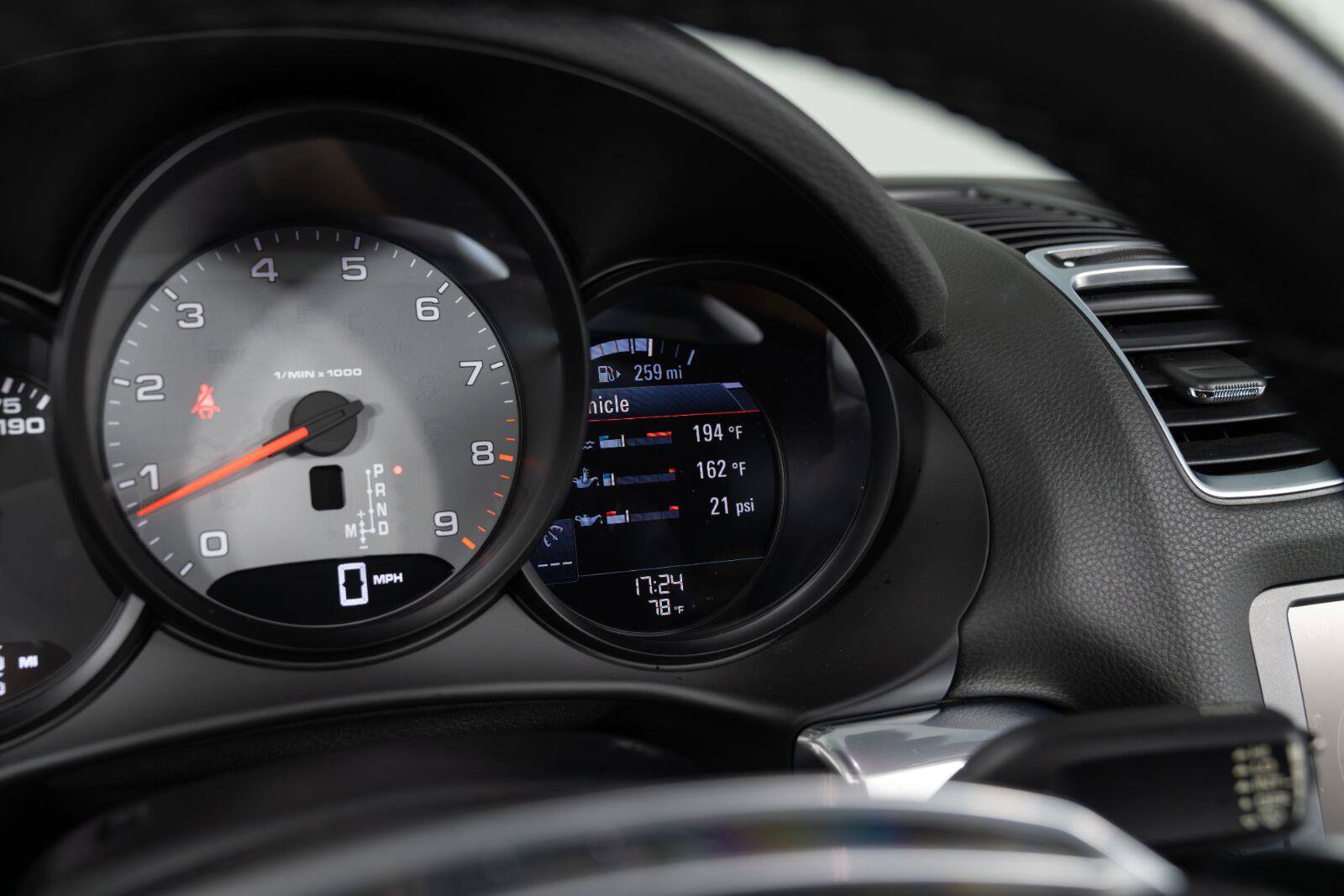 Used 2015 Porsche Boxster S RWD image 35