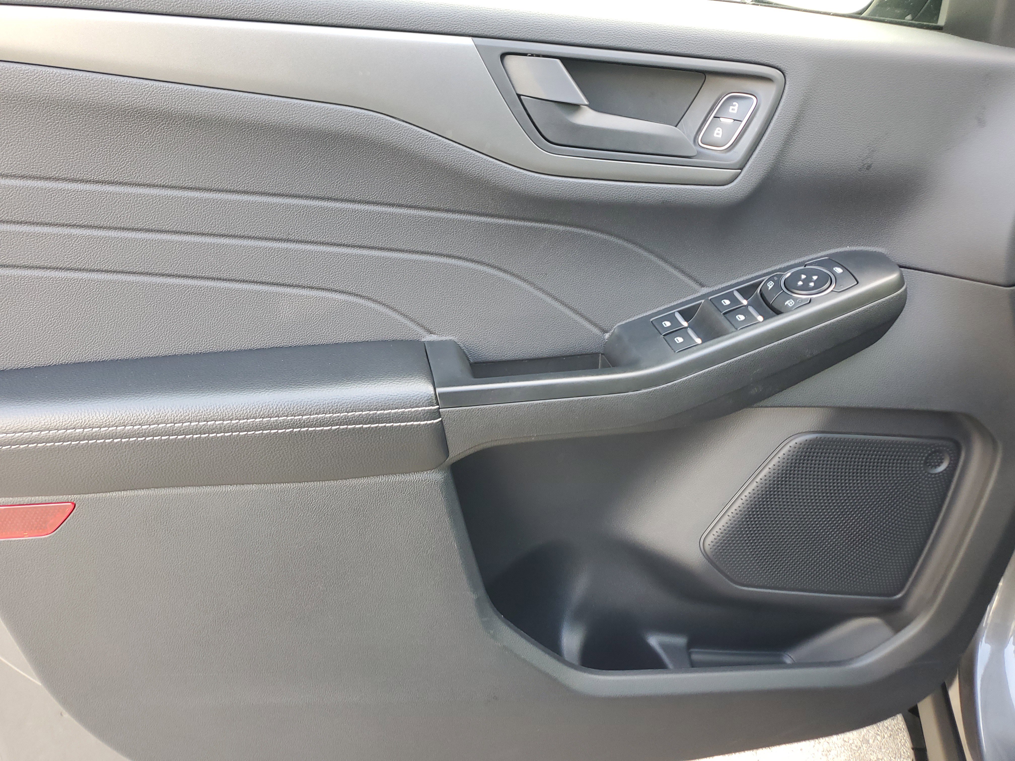 Used 2025 Ford Escape Active w/ Tech Pack #1 image 26